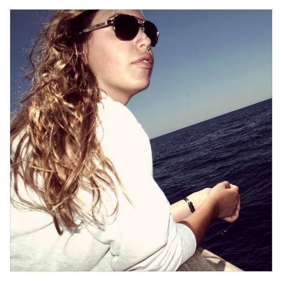 ✨ WELCOME ✨ - Picture 1 of 3